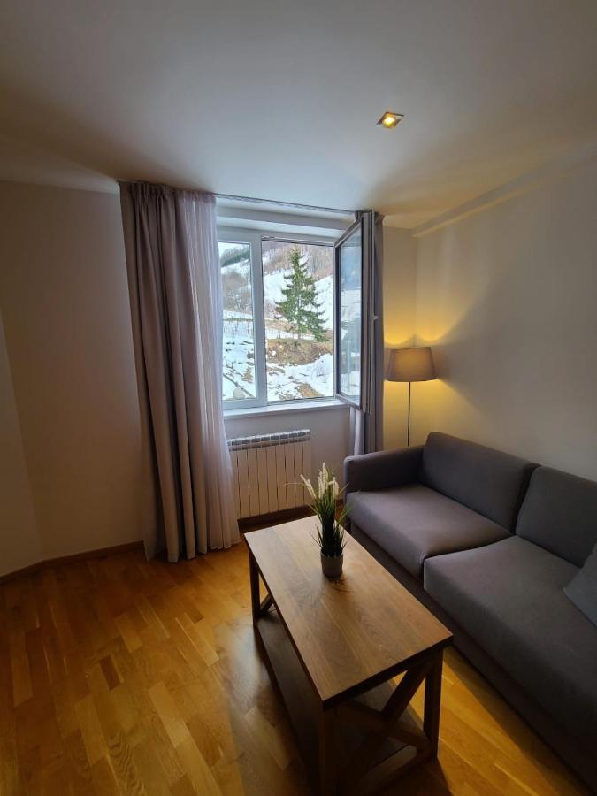 Апартаменти Beli Vuk - Brzece, Kopaonik Екстер'єр фото